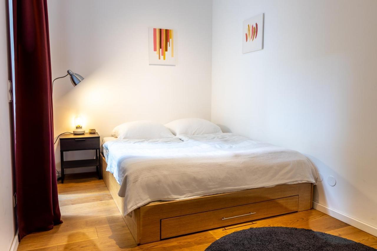 Cozy Apartment, 2 Private Terraces, 8 Min To City Center Wenen Buitenkant foto